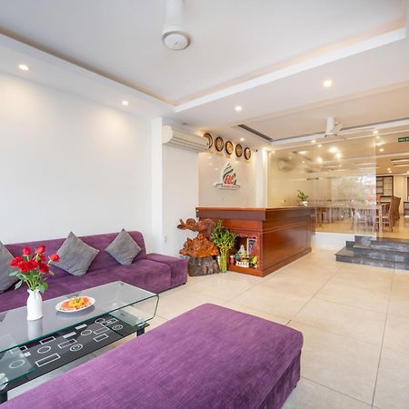 Twilight Beach Hotel Дананг Екстериор снимка